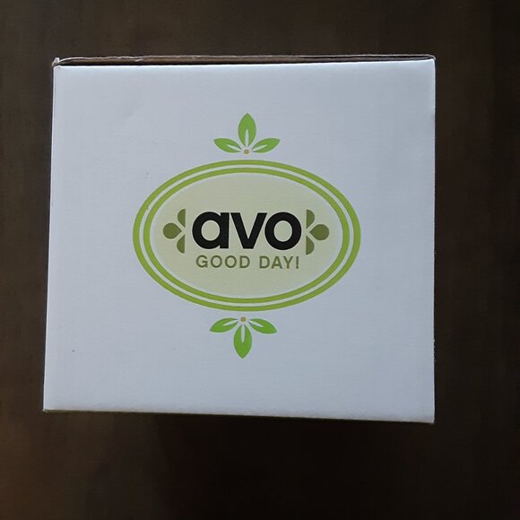 Streamline Avocado Salt & Pepper Ceramic Shaker Set - Picture 6 of 6